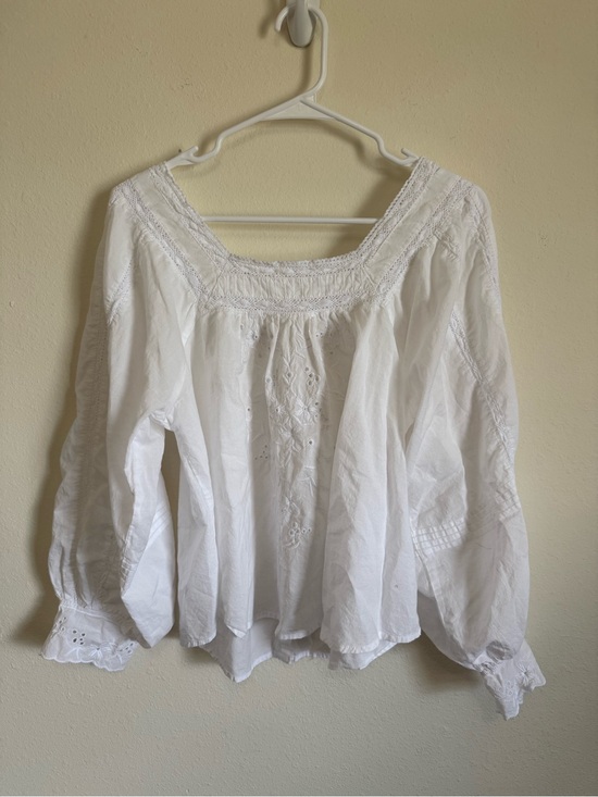 Jennifer & Grace Tops - Bohemian White Embroidered Long-Sleeve Peasant Top